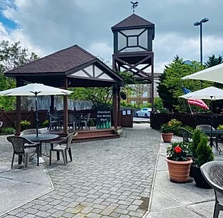 The Red Stag Restaurant & Matterhorn Lounge